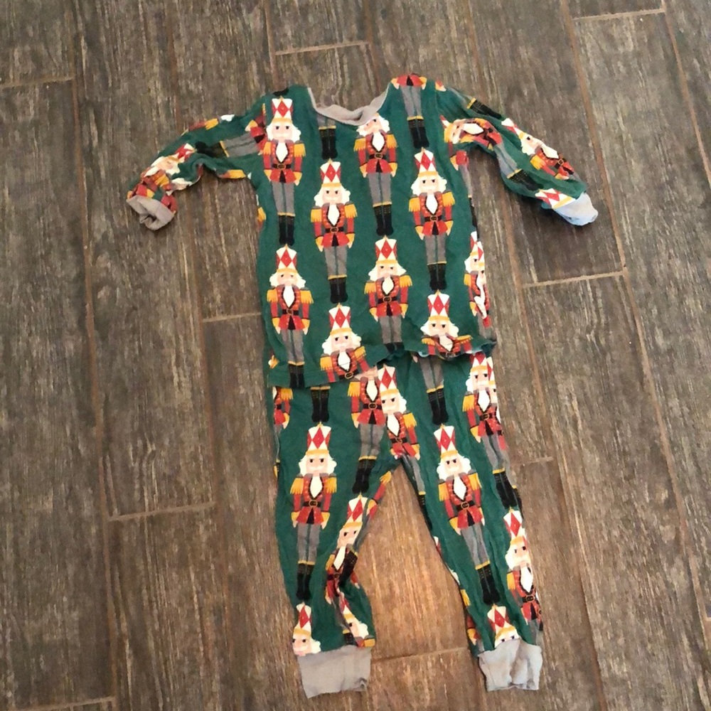Kozi & co 2 piece pajamas